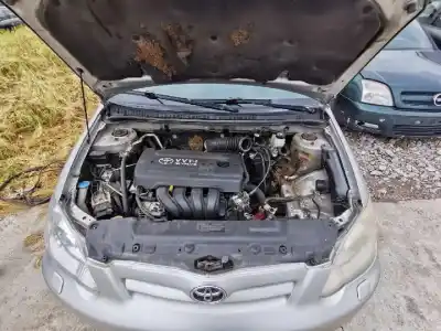 Veículo de Sucata toyota corolla sedán (_e12_) 1.4 vvt-i (zze120_) do ano 2005 alimentado 