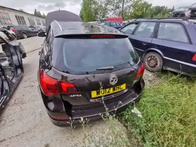 Veículo de Sucata opel astra j (p10) 1.7 cdti (68) do ano 2012 alimentado a17dtj