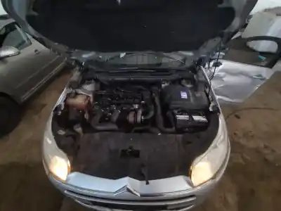 Veículo de Sucata citroen c5 iii (rd_) 1.6 hdi 110 do ano 2008 alimentado 