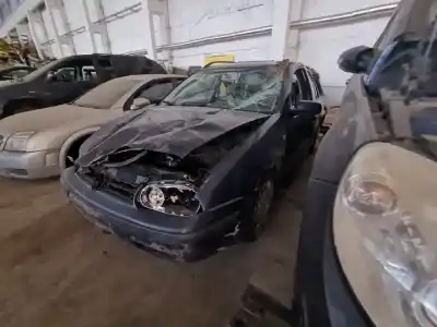 Verschrottungsfahrzeug volkswagen golf iv (1j1) 1.9 sdi des jahres 2001 angetrieben aqm