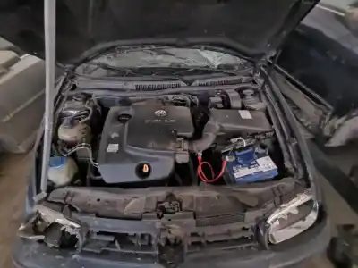 Verschrottungsfahrzeug volkswagen golf iv (1j1) 1.9 sdi des jahres 2001 angetrieben aqm