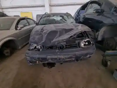 Verschrottungsfahrzeug volkswagen golf iv (1j1) 1.9 sdi des jahres 2001 angetrieben aqm