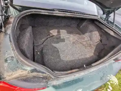 Veicolo di demolizione jaguar x-type i (x400) 2.0 d dell'anno 2004 alimentato 