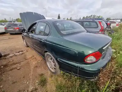 Veicolo di demolizione jaguar x-type i (x400) 2.0 d dell'anno 2004 alimentato 