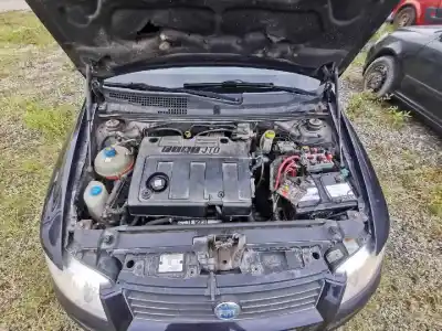 Veículo de Sucata fiat stilo (192_) 1.9 jtd (192_xe1a) do ano 2002 alimentado 192a1000