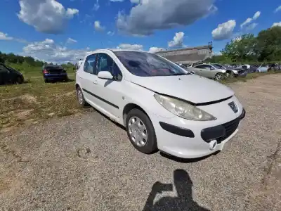 Veicolo di demolizione PEUGEOT 307 (3A/C) 1.6 HDI dell'anno 2006 alimentato DV6ATED4