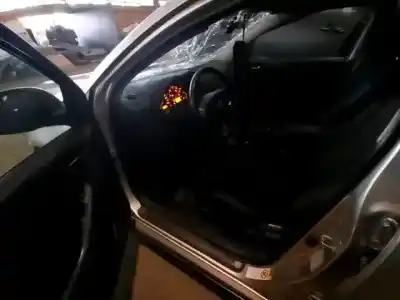 Veículo de Sucata toyota avensis (_t25_) 2.2 d-cat (adt251_) do ano 2008 alimentado 