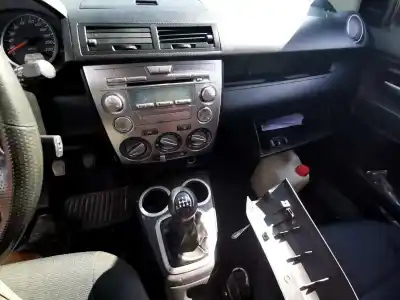 Veículo de Sucata mazda 2 (dy) 1.4 do ano 2006 alimentado 