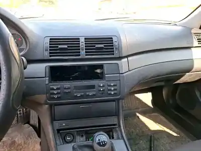 Veículo de Sucata bmw 3 touring (e46) 320 d do ano 2002 alimentado 