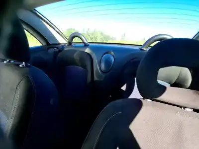 Sloopvoertuig peugeot 206 fastback (2a/c) 1.6 16v van het jaar 2001 aangedreven tu5jp4 	10 fx2f 1101017