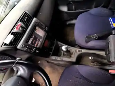 Veículo de Sucata fiat stilo (192_) 1.9 jtd (192_xe1a) do ano 2003 alimentado 192a1000