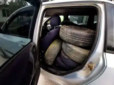 Veículo de Sucata fiat stilo (192_) 1.9 jtd (192_xe1a) do ano 2003 alimentado 192a1000