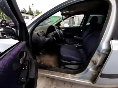 Veículo de Sucata fiat stilo (192_) 1.9 jtd (192_xe1a) do ano 2003 alimentado 192a1000