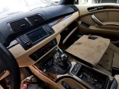 Veículo de Sucata bmw x5 (e53) 3.0 d do ano 2004 alimentado m57306d2