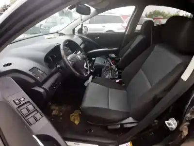 Veículo de Sucata toyota corolla verso (zer_, zze12_, r1_) 2.2 d-4d (aur10_) do ano 2006 alimentado 