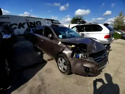 Veículo de Sucata KIA CEE'D FASTBACK (ED) 1.6 CRDI 115 do ano 2008 alimentado 	D4FB8Z111496 R74E