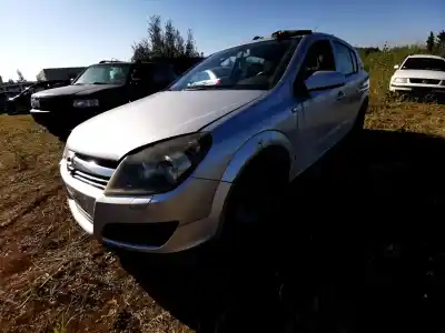 Véhicule à la ferraille opel astra h (a04) 1.7 cdti (l48) de l'année 2005 alimenté 
