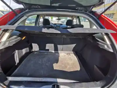 Veículo de Sucata citroen c4 i (lc_) 1.6 hdi do ano 2006 alimentado 