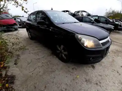 Verschrottungsfahrzeug OPEL ASTRA H (A04) 1.9 CDTI (L48) des Jahres 2006 angetrieben Z19DT