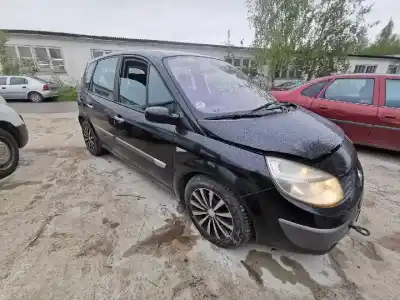Vehículo de desguace RENAULT SCÉNIC II (JM0/1_)  del año 2004 con motor F9Q812