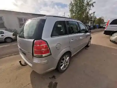 Vehicul casat opel zafira / zafira family b (a05) 1.9 cdti (m75) al anului 2006 alimentat z19dt
