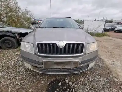 Veículo de Sucata skoda octavia ii (1z3) 1.9 tdi do ano 2007 alimentado bxe
