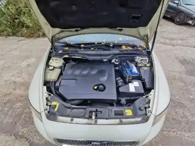 Veículo de Sucata volvo v50 (545) 2.0 d do ano 2005 alimentado d4204t