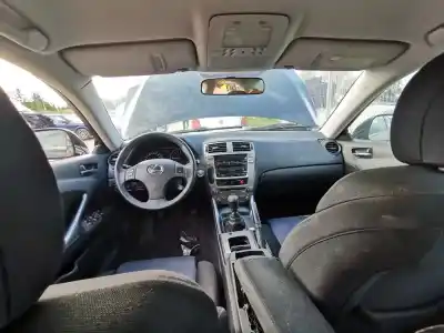 Sloopvoertuig lexus is ii (_e2_) 220d (ale20) van het jaar 2006 aangedreven 