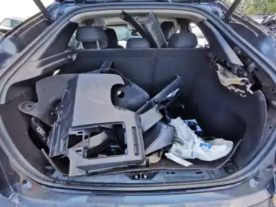 Veículo de Sucata mazda cx-30, 2021 - 2024 2.0i 90kw 2021 - 2024 do ano 2024 alimentado 