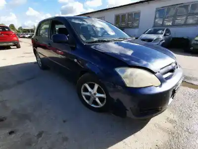 Veículo de Sucata TOYOTA COROLLA SEDÁN (_E12_)  do ano 2004 alimentado 