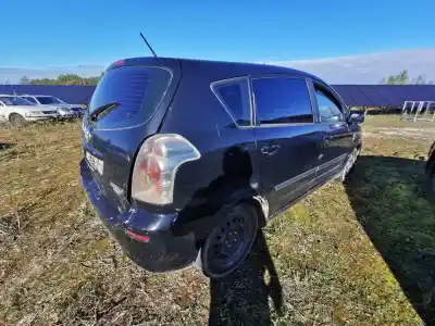 Scrapping Vehicle toyota corolla verso (zer_, zze12_, r1_) 2.0 d-4d (cur10_) of the year 2004 powered 