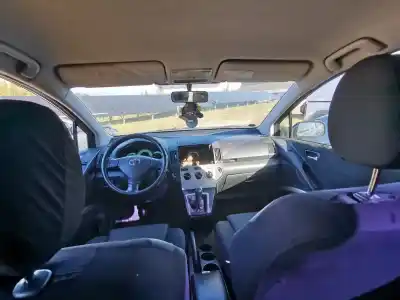 Scrapping Vehicle toyota corolla verso (zer_, zze12_, r1_) 2.0 d-4d (cur10_) of the year 2004 powered 