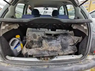 Здавання транспортного засобу peugeot 206 fastback (2a/c) 1.4 hdi eco 70 року 2002 потужний 