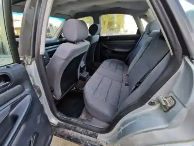 Здавання транспортного засобу audi a4 b5 (8d2) 1.8 року 1997 потужний  Здавання транспортного засобу audi a4 b5 (8d2) 1.8 року 1997 потужний