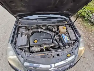 Verschrottungsfahrzeug opel astra h (a04) 1.7 cdti (l48) des jahres 2004 angetrieben z17dth