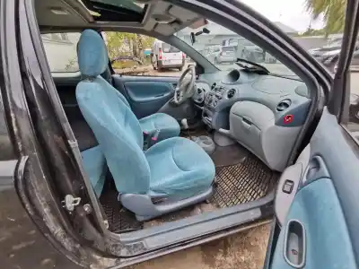 Verschrottungsfahrzeug toyota yaris (_p1_) 1.0 (scp10_) des jahres 1999 angetrieben 