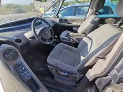 Veicolo di demolizione renault espace iv (jk0/1_) 2.0 (jk0a, jk1d, jk0n) dell'anno 2006 alimentato f4r796 c003024