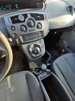 Здавання транспортного засобу renault scénic ii (jm0/1_) 1.5 dci (jm1e, jm16) року 2007 потужний k9k732 d265372