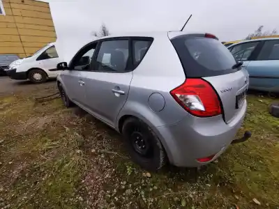 Veículo de Sucata kia cee'd fastback (ed) 1.4 do ano 2009 alimentado g4fa9z191065 r95j