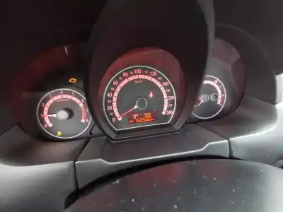 Veículo de Sucata kia cee'd fastback (ed) 1.4 do ano 2009 alimentado g4fa9z191065 r95j