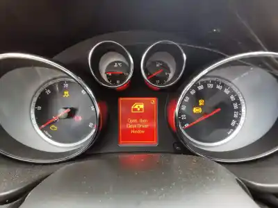 Veículo de Sucata opel insignia a (g09) 2.0 cdti (68) do ano 2010 alimentado a20dth