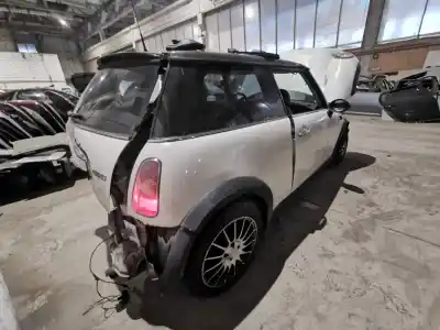 Scrapping Vehicle mini mini (r50, r53) cooper of the year 2003 powered 
