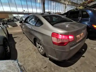 Veículo de Sucata citroen c5 iii (rd_) 2.0 hdi (rdrhda) do ano 2009 alimentado 