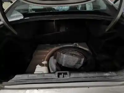 Veículo de Sucata citroen c5 iii (rd_) 2.0 hdi (rdrhda) do ano 2009 alimentado 