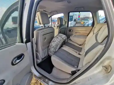 Veículo de Sucata renault scénic ii (jm0/1_) 1.6 (jm0c, jm0j, jm1b) do ano 2005 alimentado 