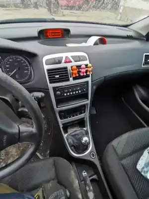 Veicolo di demolizione peugeot 307 (3a/c) 1.6 hdi 110 dell'anno 2006 alimentato 