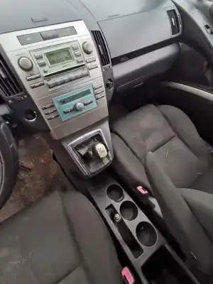 Veículo de Sucata toyota corolla verso (zer_, zze12_, r1_) 2.0 d-4d (cur10_) do ano 2005 alimentado 