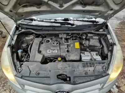 Veículo de Sucata toyota corolla verso (zer_, zze12_, r1_) 2.0 d-4d (cur10_) do ano 2005 alimentado 