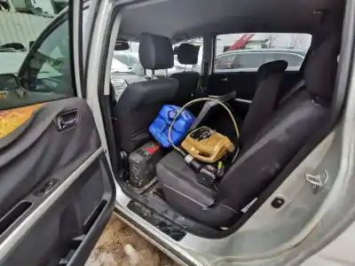 Veículo de Sucata toyota corolla verso (zer_, zze12_, r1_) 2.0 d-4d (cur10_) do ano 2005 alimentado 