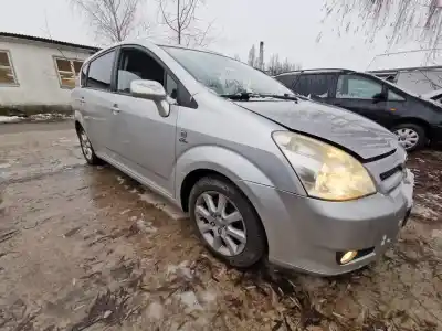 Veicolo di demolizione TOYOTA COROLLA VERSO (ZER_, ZZE12_, R1_) 2.0 D-4D (CUR10_) dell'anno 2005 alimentato 